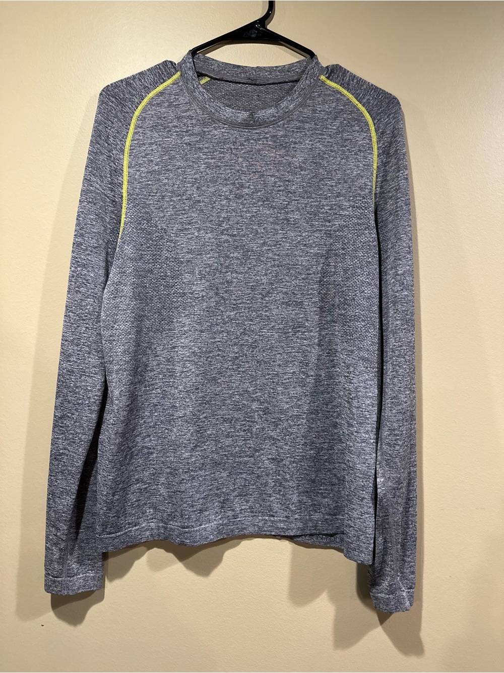 Men's Heather Gray Long-Sleeve Crew Sweater with Yellow Accent